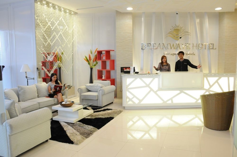 โรงแรมดรีมเวฟ ซานติอาโก City of Santiago ภายนอก รูปภาพ
